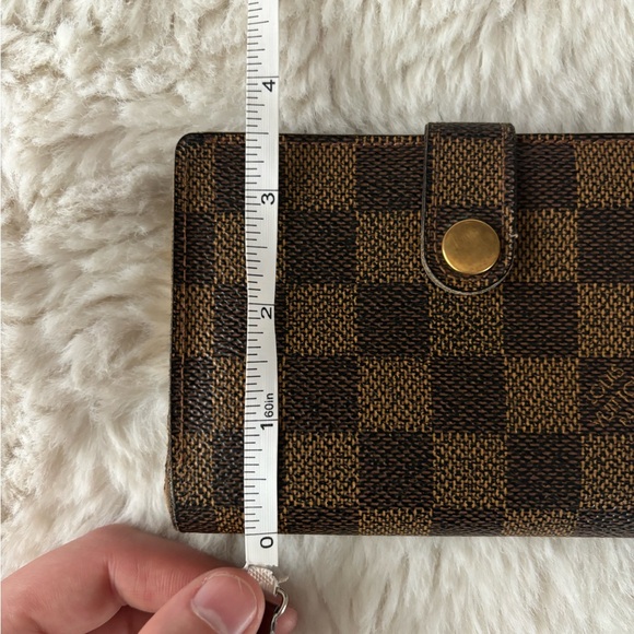 Louis Vuitton - Damier Eben Checkered French Kisslock Compact Wallet - Picture 16 of 16
